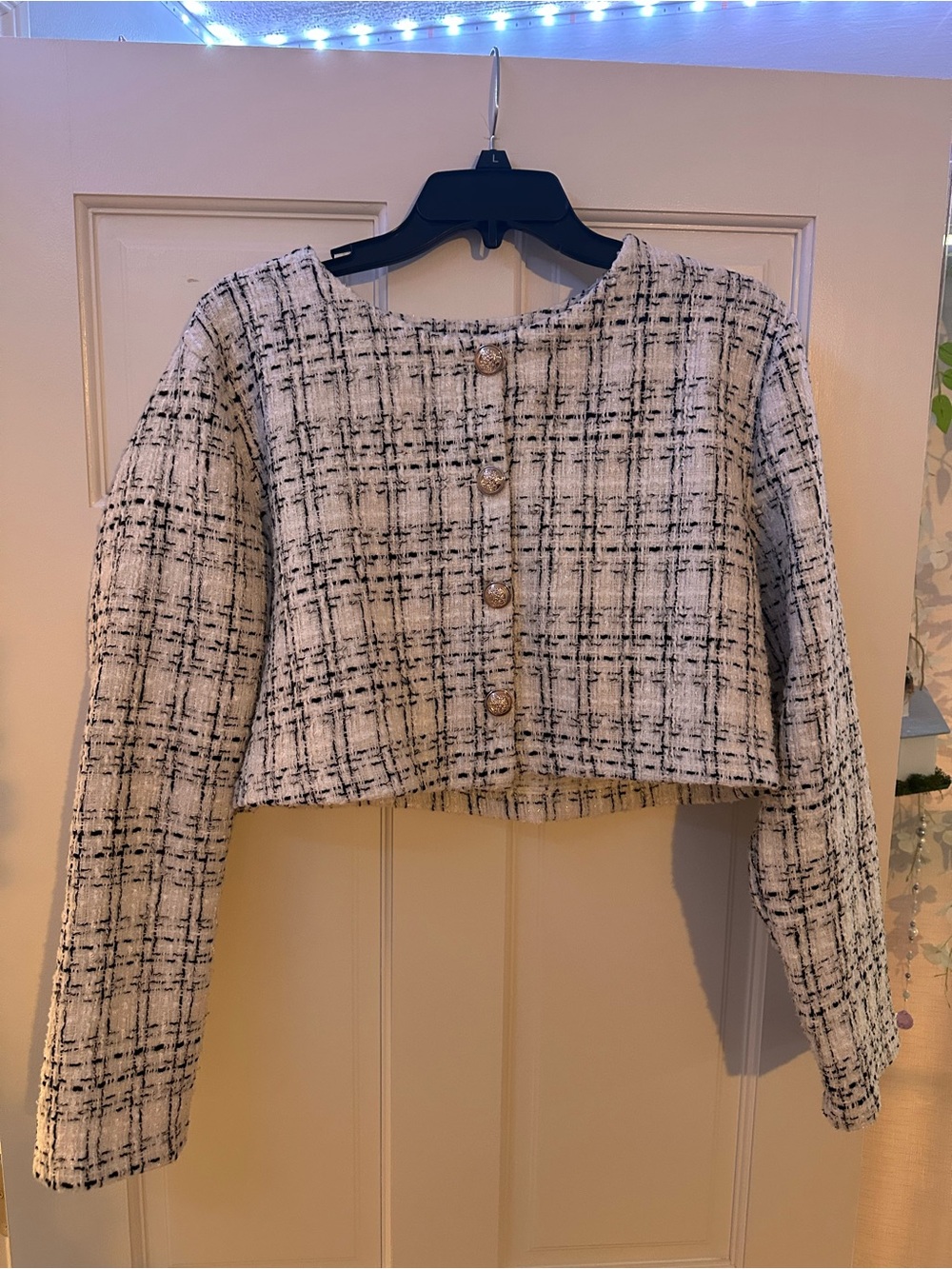 Cropped Button-Front Jacket - Cream/Black